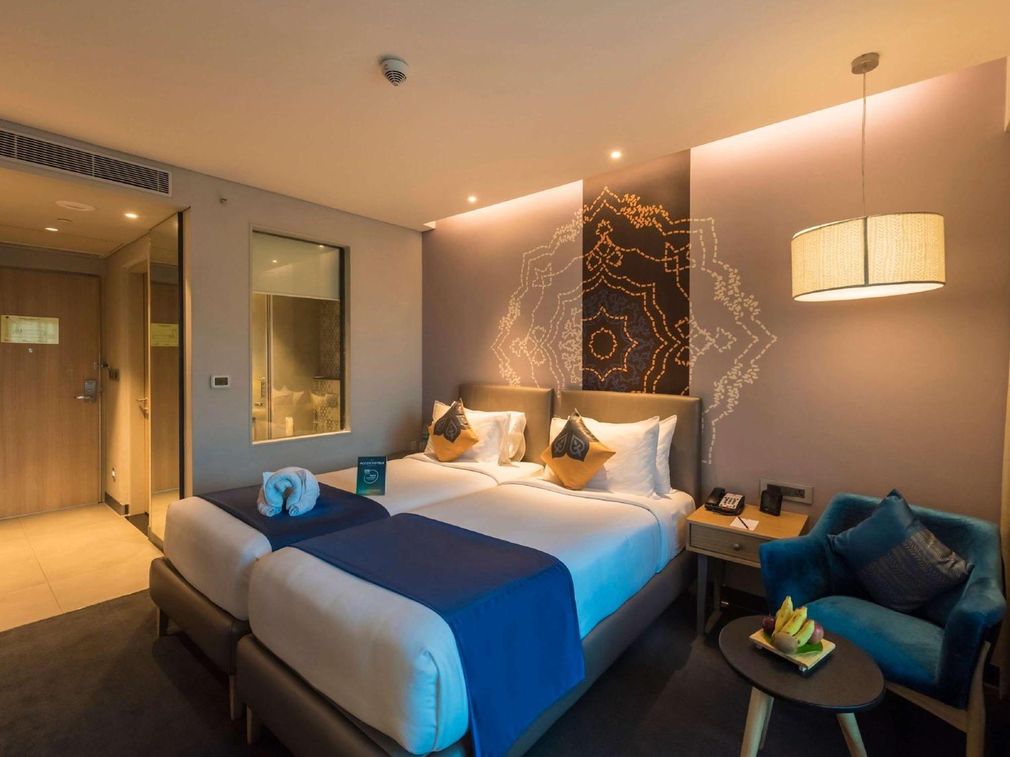 Grand Mercure Mysore - An Accor Brand Dış mekan fotoğraf Deluxe Room