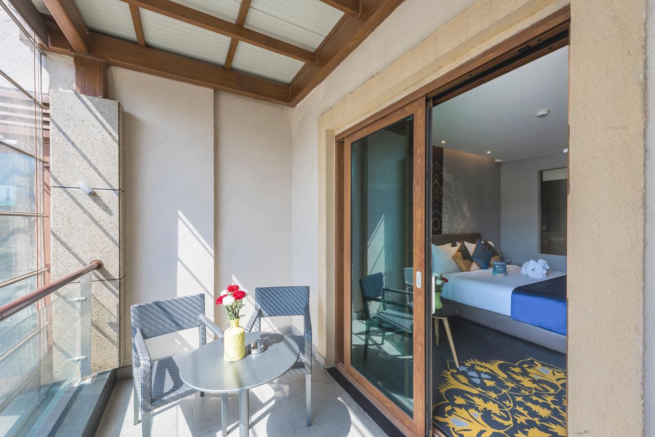 Grand Mercure Mysore - An Accor Brand Dış mekan fotoğraf Deluxe Room with private balcony