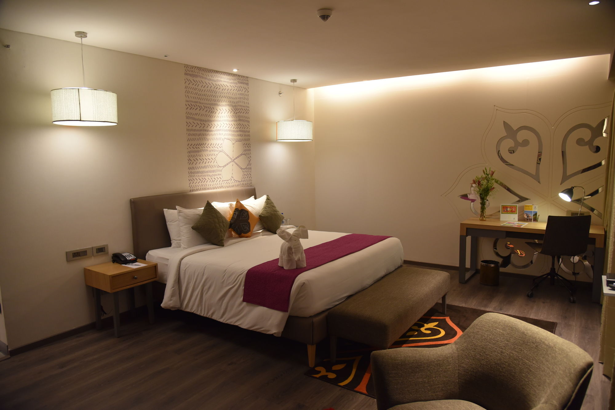 Grand Mercure Mysore - An Accor Brand Dış mekan fotoğraf Deluxe room